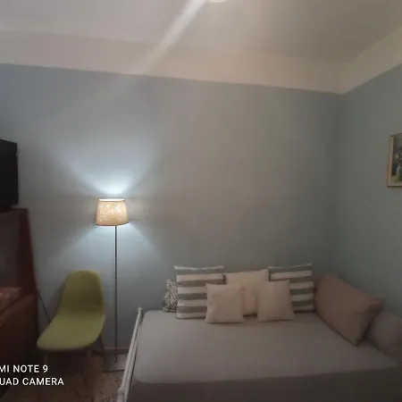 Omiros House Apartamento