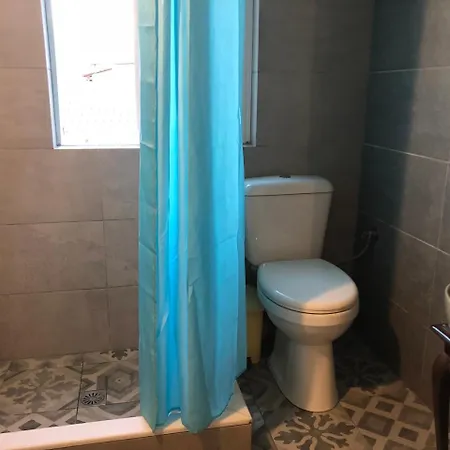 Omiros House Daire Hanya
